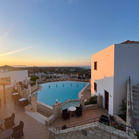 Amazones Village Suites Hersonissos  Exterior foto