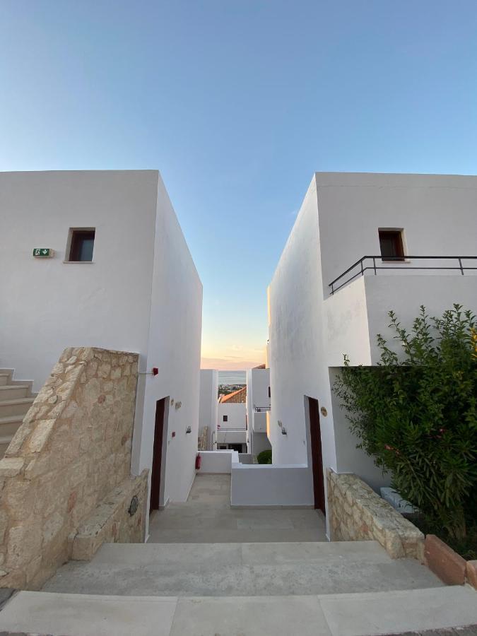 Amazones Village Suites Hersonissos  Exterior foto