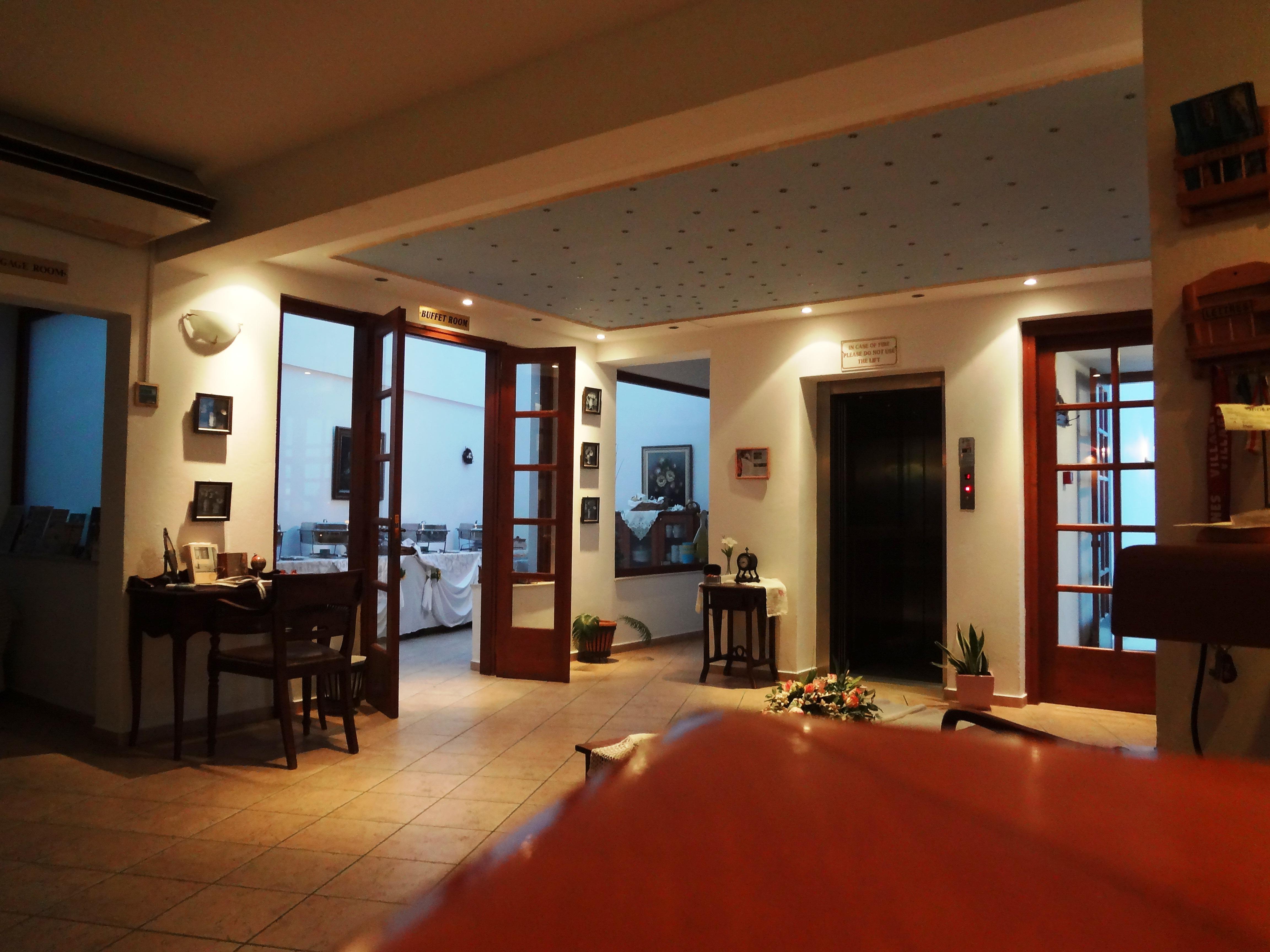 Amazones Village Suites Hersonissos  Exterior foto